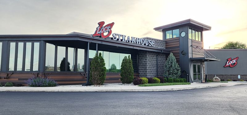 Lock Sixteen Steakhouse, Lima
