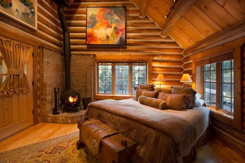 Log Cabins That Feel Like A Five-Star Forest Fantasy