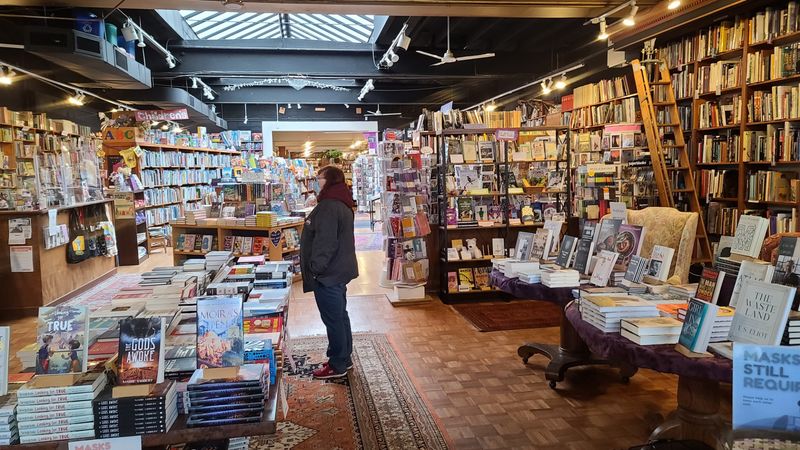 Loganberry Books, Cleveland