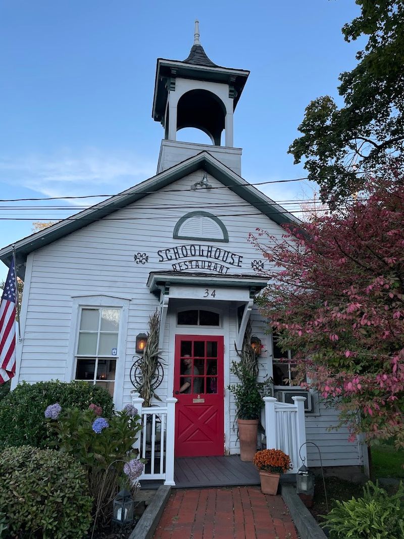Baldanza At The Schoolhouse