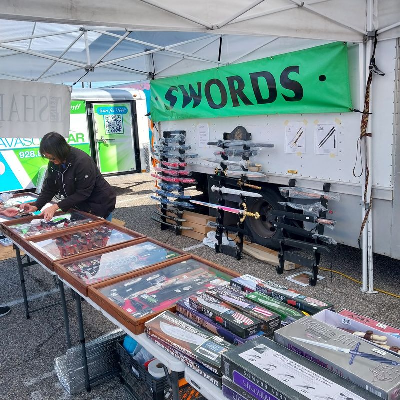 London Bridge Swap Meet