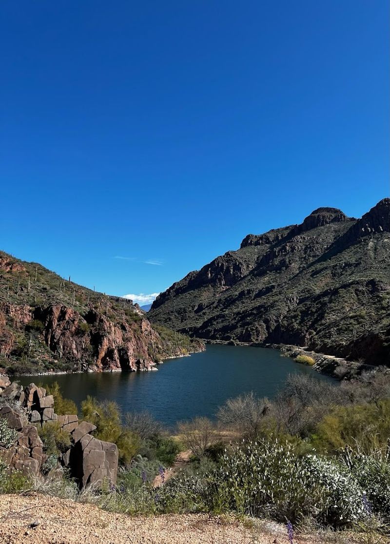 Burnt Corral Campground, Apache Lake