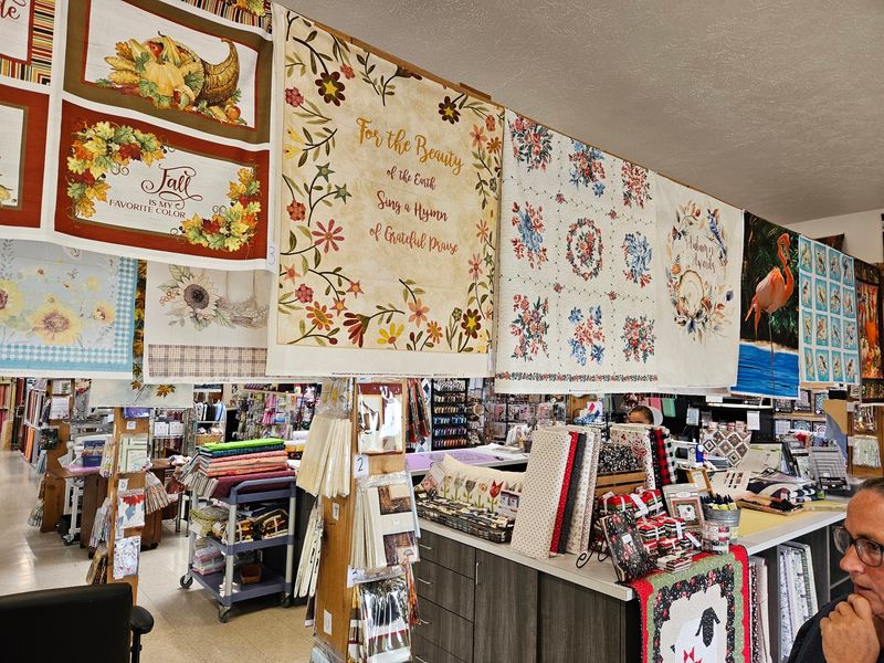Lone Star Quilt Shop, Millersburg