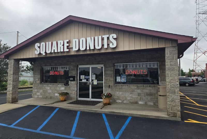 Square Donuts, Terre Haute