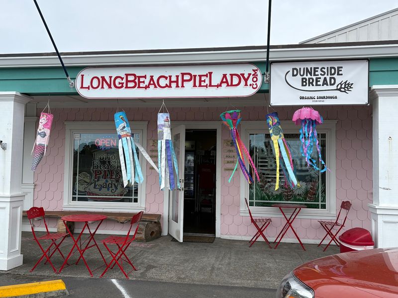 Long Beach Pie Lady