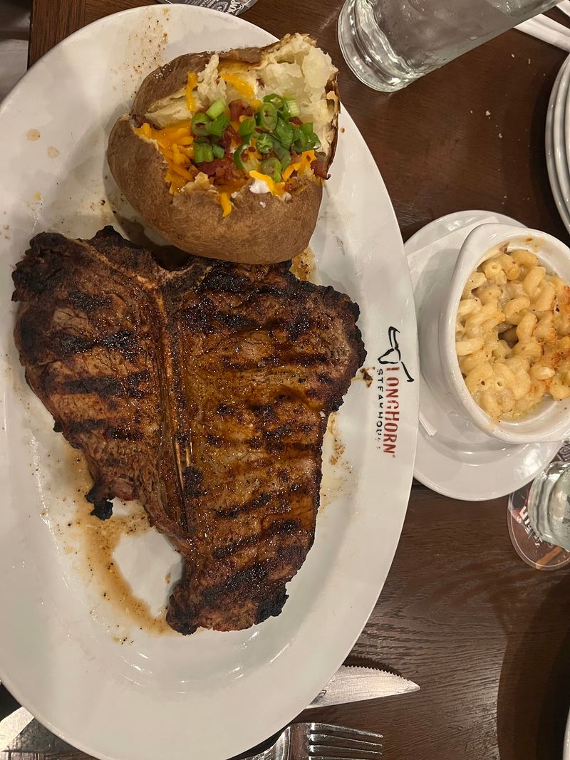 LongHorn Steakhouse, South Portland