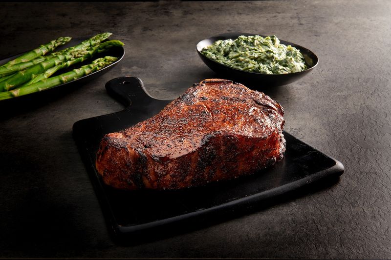 Morton's The Steakhouse: Classic Excellence