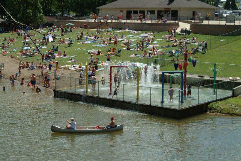 Long's Retreat Family Resort, Latham