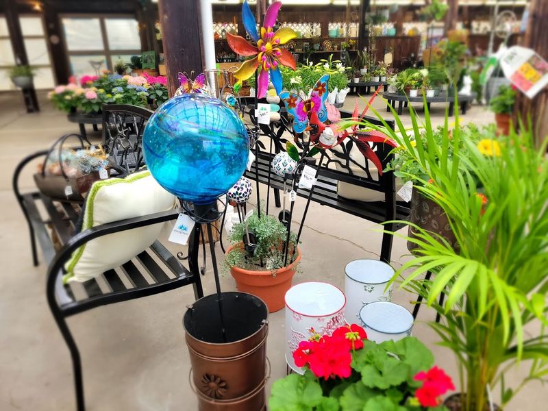 Look For The Garden Décor That Gives The Place Its Playful Side