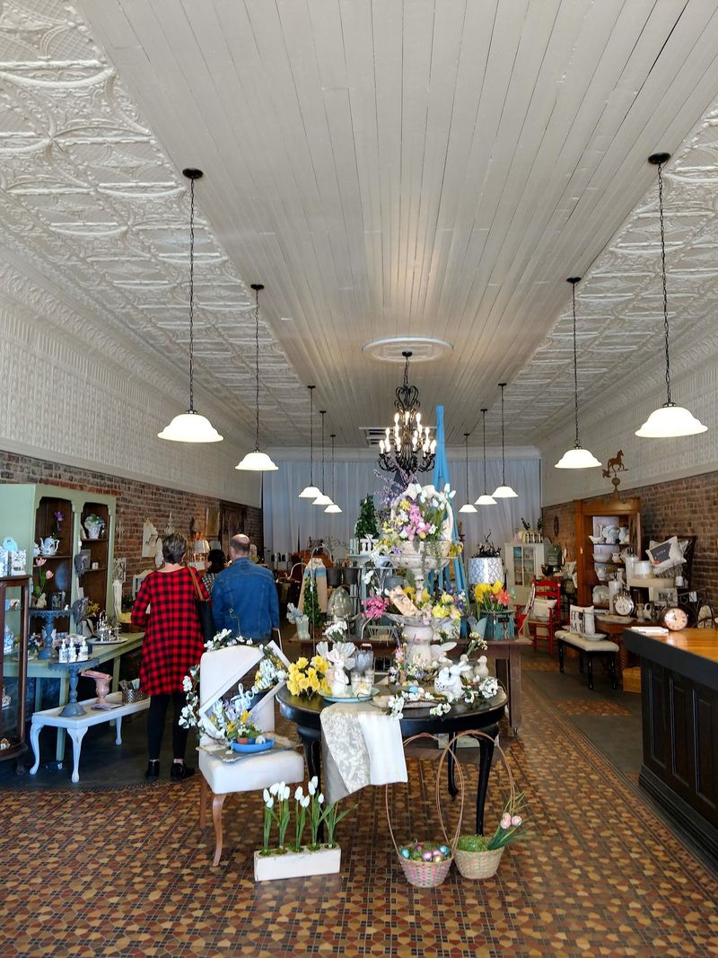 Look Up Before You Shop, Because The Ceiling Deserves Attention Look Up Before You Shop, Because The Ceiling Deserves Attention