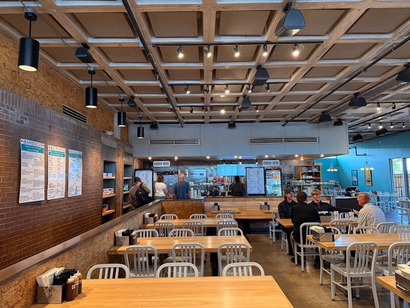 Little Miss BBQ Sunnyslope - 8901 N 7th St, Phoenix, AZ