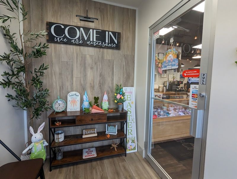 Breakfast at Tiffani's, Tallmadge