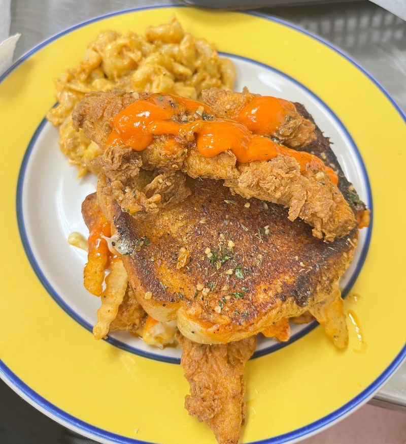 Johnnie Mae's Soul Food - Highwood
