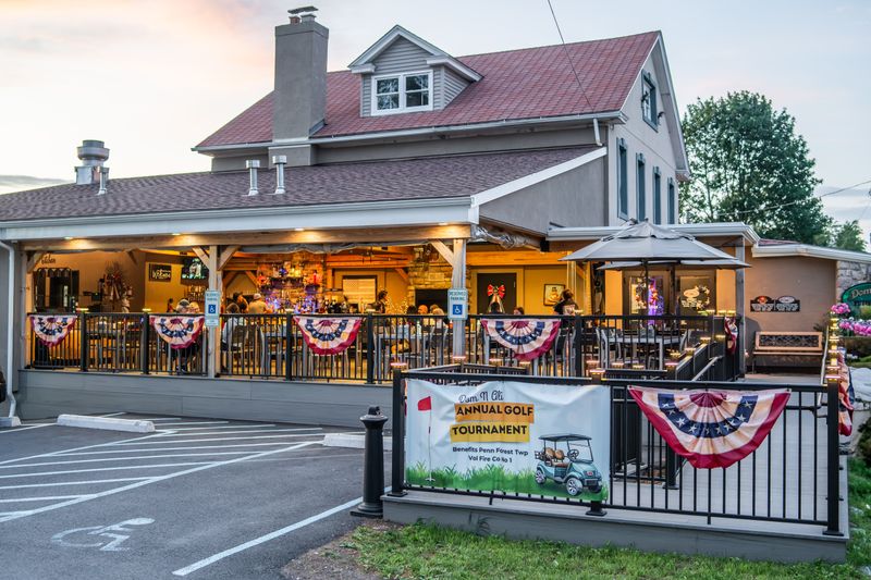 Dom N Ali Steak & Seafood, Pennsylvania