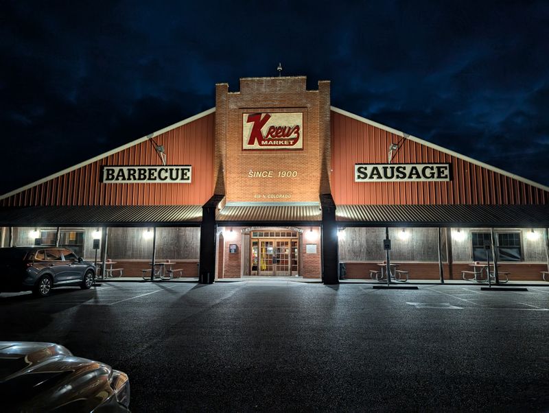 Kreuz Market, Sausage 