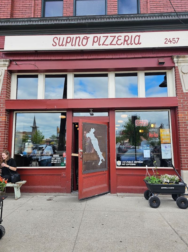 Supino Pizzeria (Detroit)