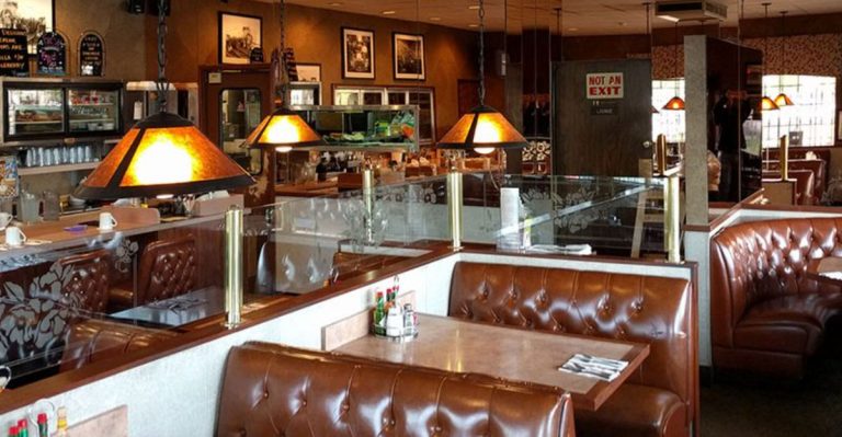 Louisiana Café Where Chicken-Fried Steak Still Tastes Just Like Sunday Supper