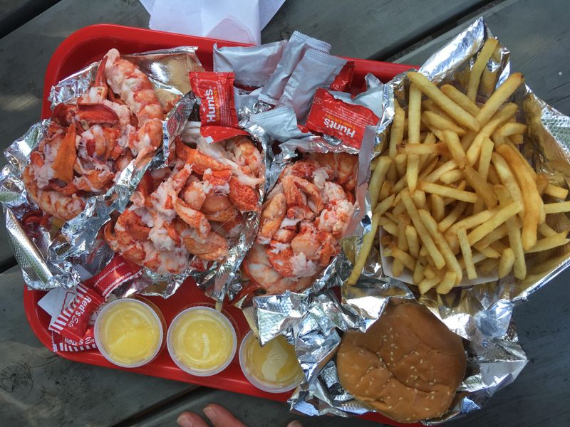 Maine: Lobster Roll At Red's Eats