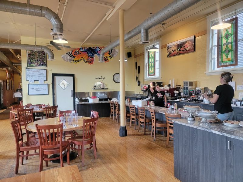Loula's Cafe