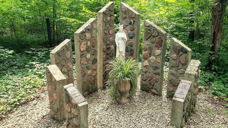 Lourdes, Fatima, And The Holy Sepulcher Devotions Lourdes, Fatima, And The Holy Sepulcher Devotions