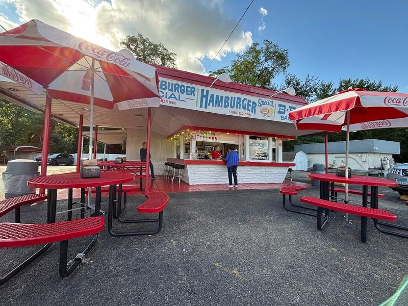 Lou's Drive-In — Peoria