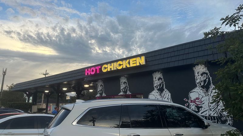 LoveBird Almost Famous Chicken, Lakeland