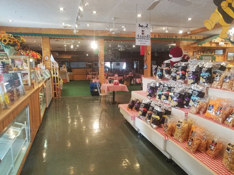 Lovely's Farm Market and Country Cafe, Springboro