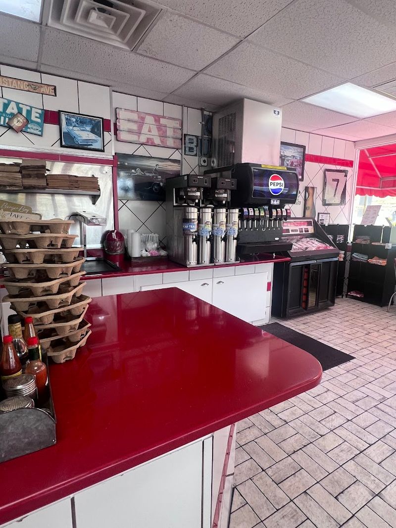 Old School Setting Brings Back Classic American Dining