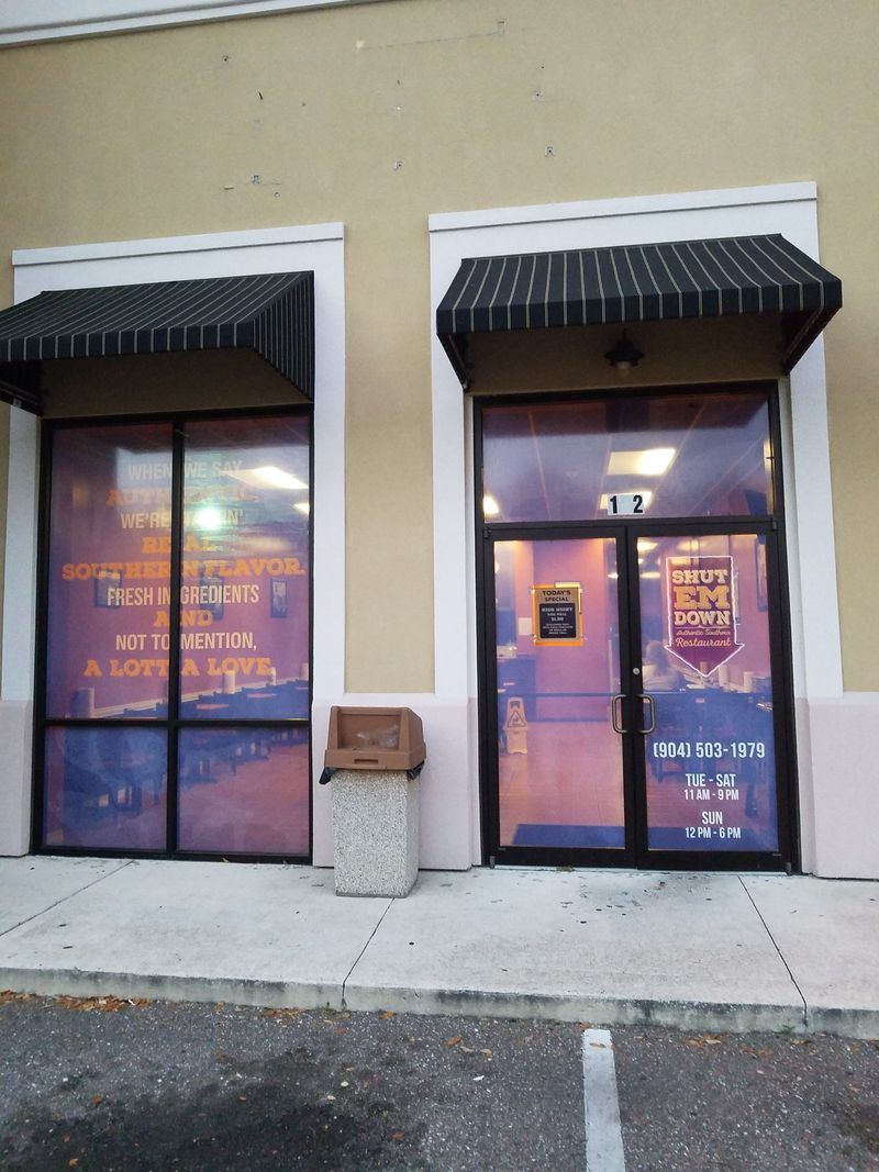 Shut Em Down Authentic Southern Restaurant – Jacksonville, Florida