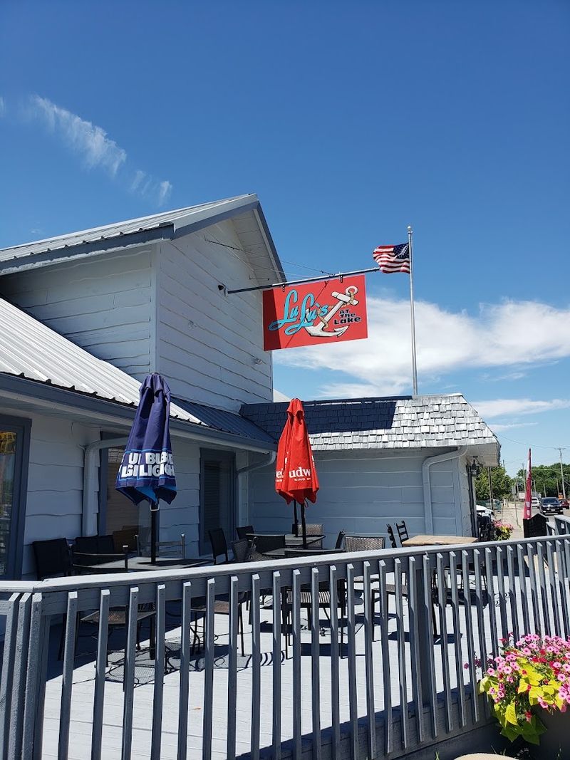 LuLu's at the Lake, Russells Point
