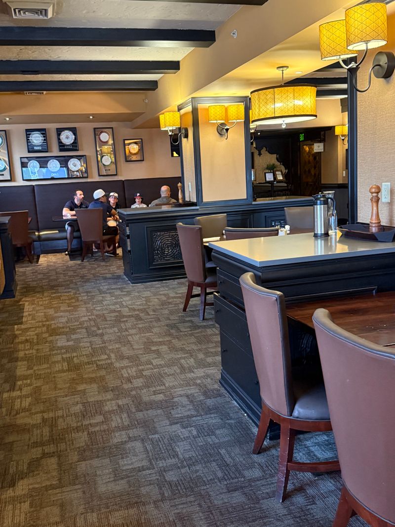 Caroline's Restaurant (Hotel Julien)