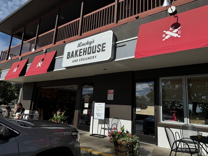 Lucky's Bakehouse, Boulder