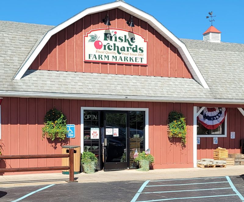 Friske Farm Market, Ellsworth