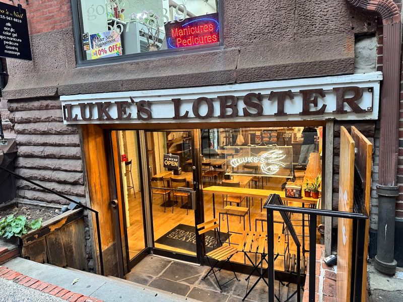 Luke's Lobster Rittenhouse, Philadelphia Luke's Lobster Rittenhouse, Philadelphia