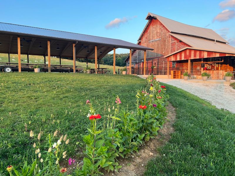 Luna Valley Farm