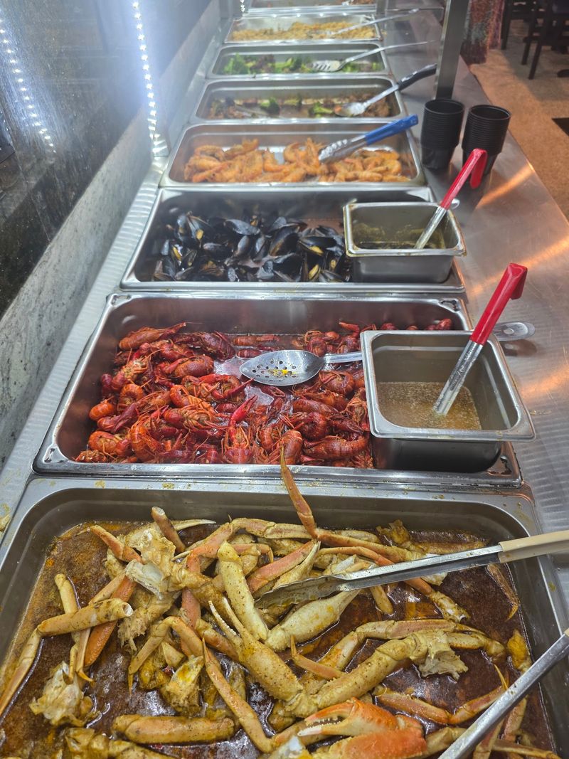 Lunch And Dinner Buffets Are Two Different Animals