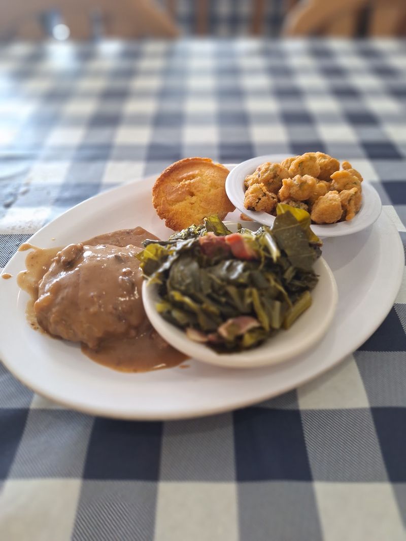 Lunch Classics Straight From A Country Kitchen Lunch Classics Straight From A Country Kitchen