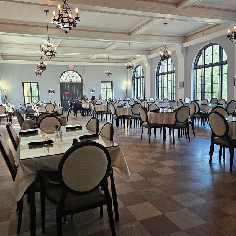 Lunch In A Dining Room That Time Forgot Lunch In A Dining Room That Time Forgot