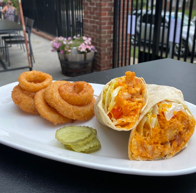 Lunch Lovers Get Their Own Hangout Next Door