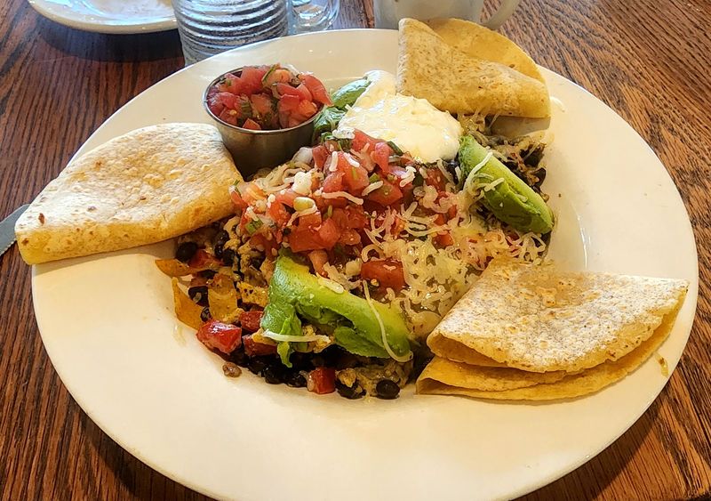 Lunch Plates And Local Flavors