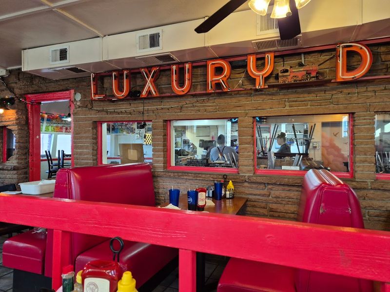 Luxury Diner