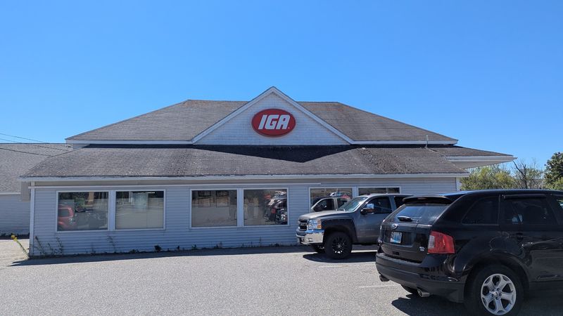 Lyons Market IGA, Lubec