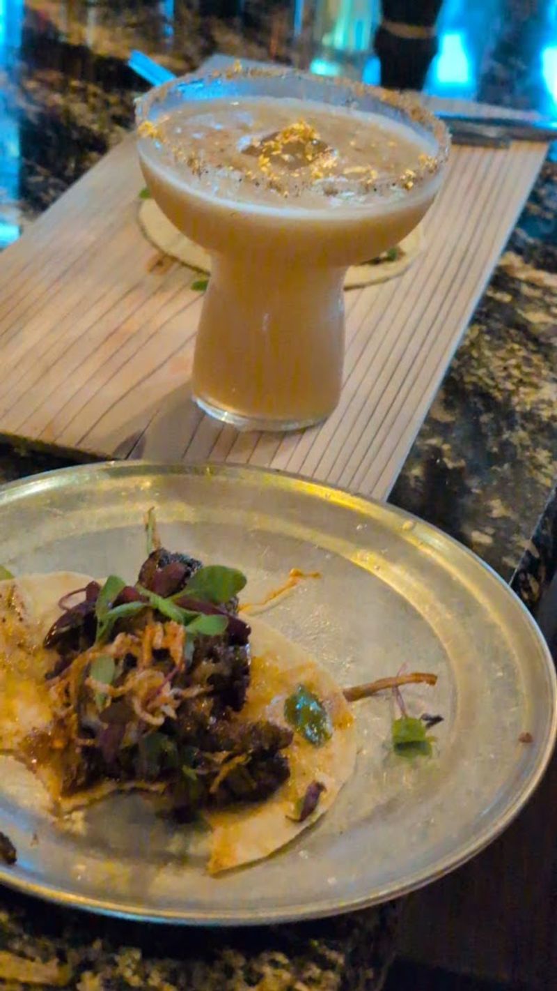 M Cantina