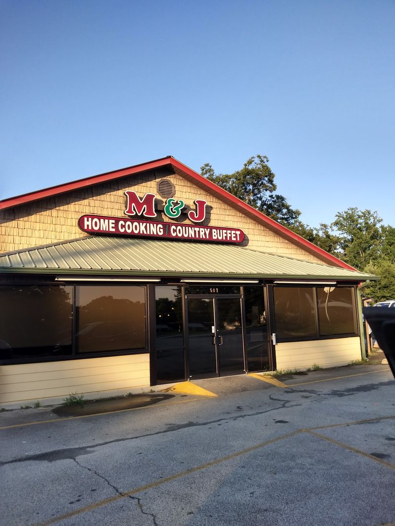 M & J Home Cooking Country Buffet