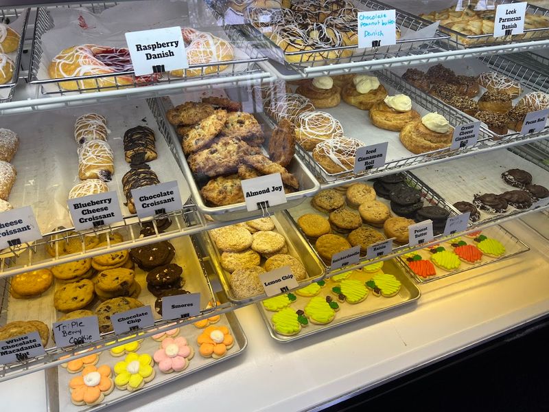 Barney’s BakeHouse Bakery, Bay City