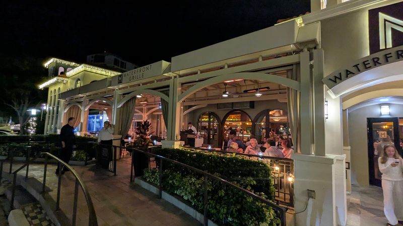 M Waterfront Grille, Naples