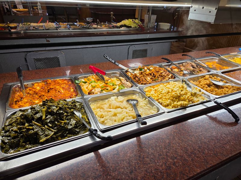 Mac And Cheese, Collard Greens, And The Comfort Food Lineup
