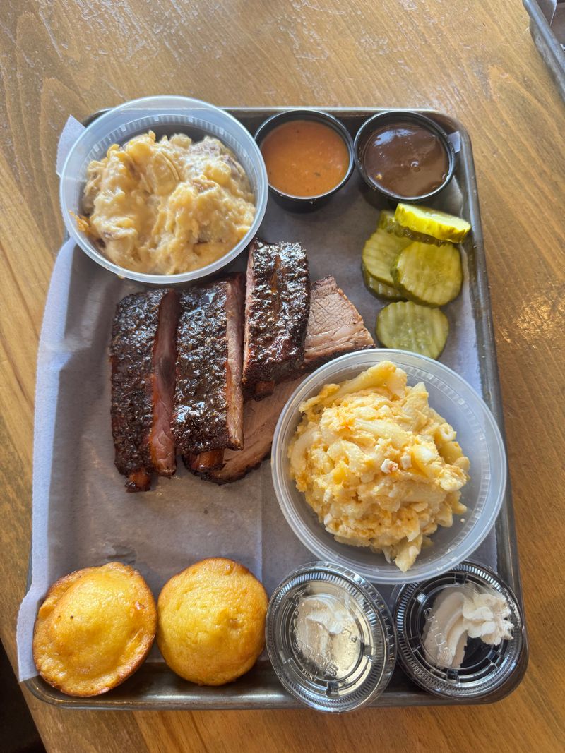 Hoggy's BBQ & Catering – Columbus (Bethel Rd)