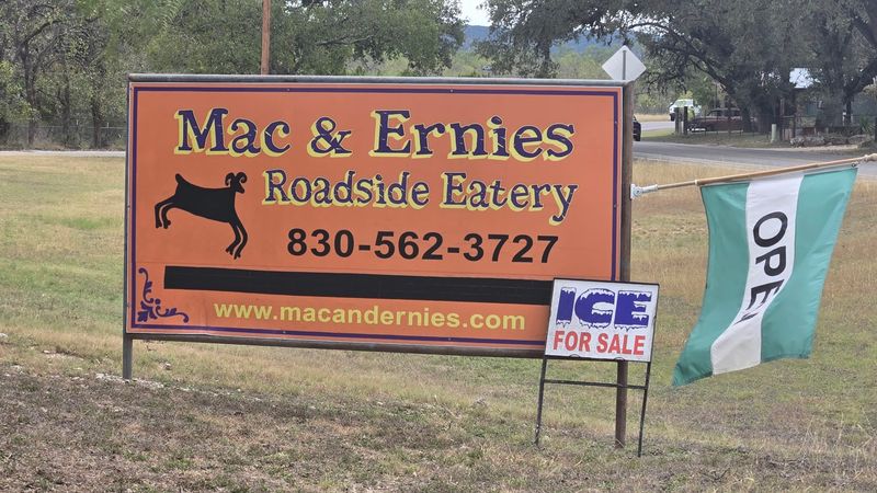 Mac & Ernie's Roadside Eatery, Tarpley