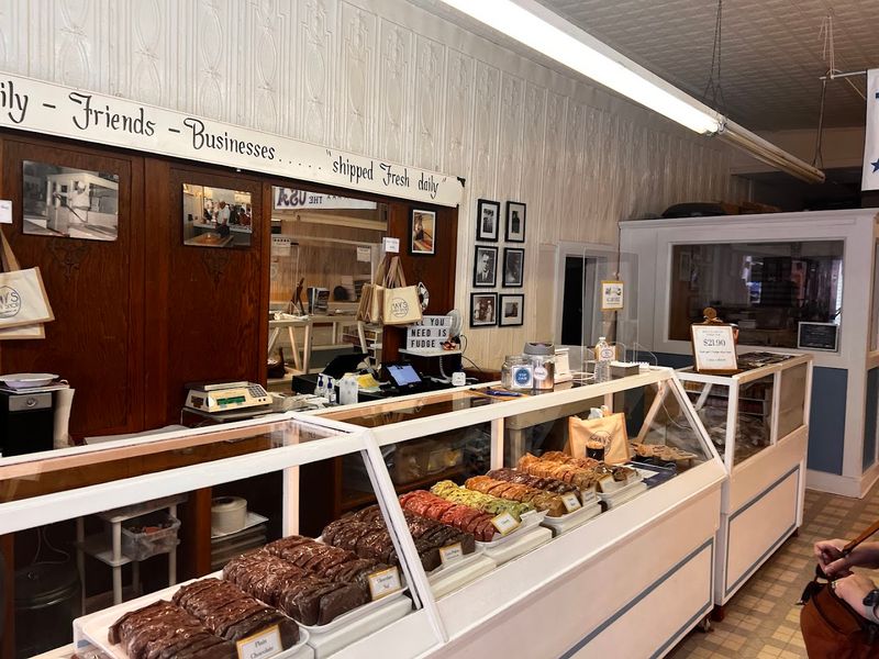 May’s Candy Shop, Mackinac Island